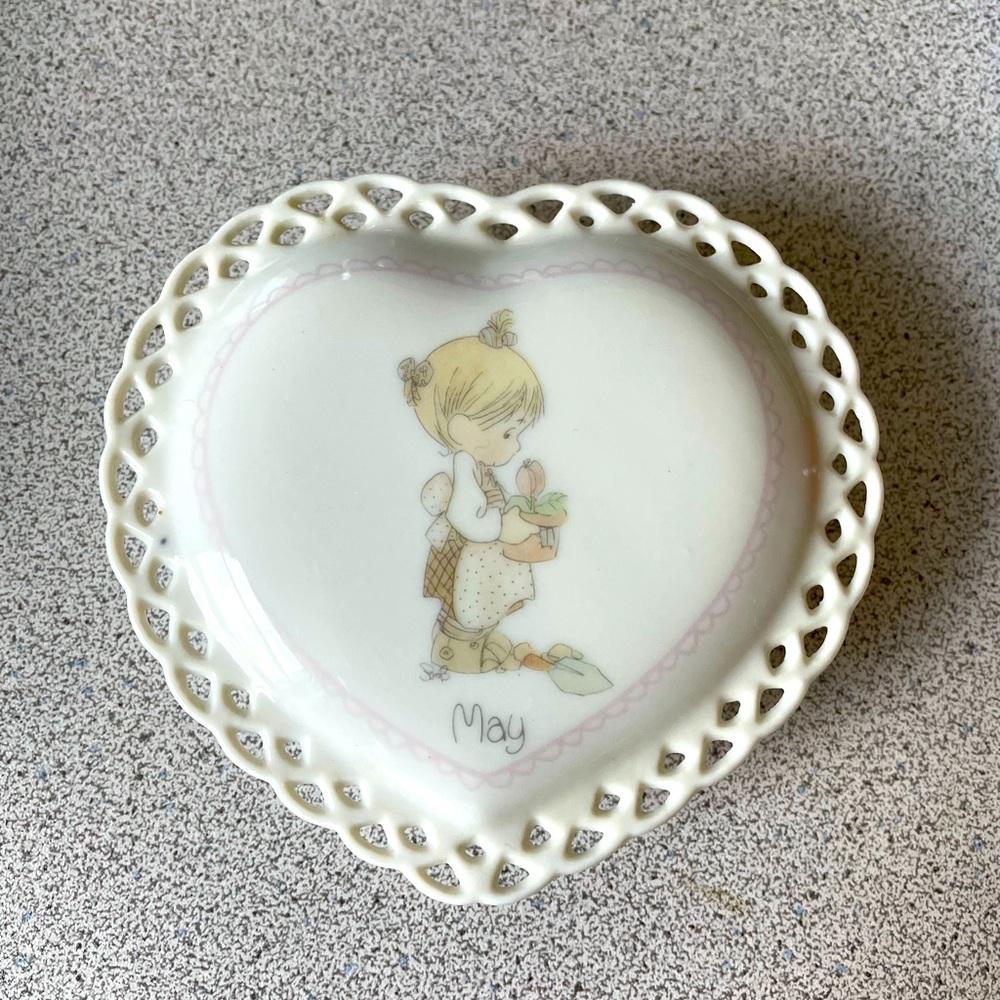 Precious Moments Jewelry Box - Month of May